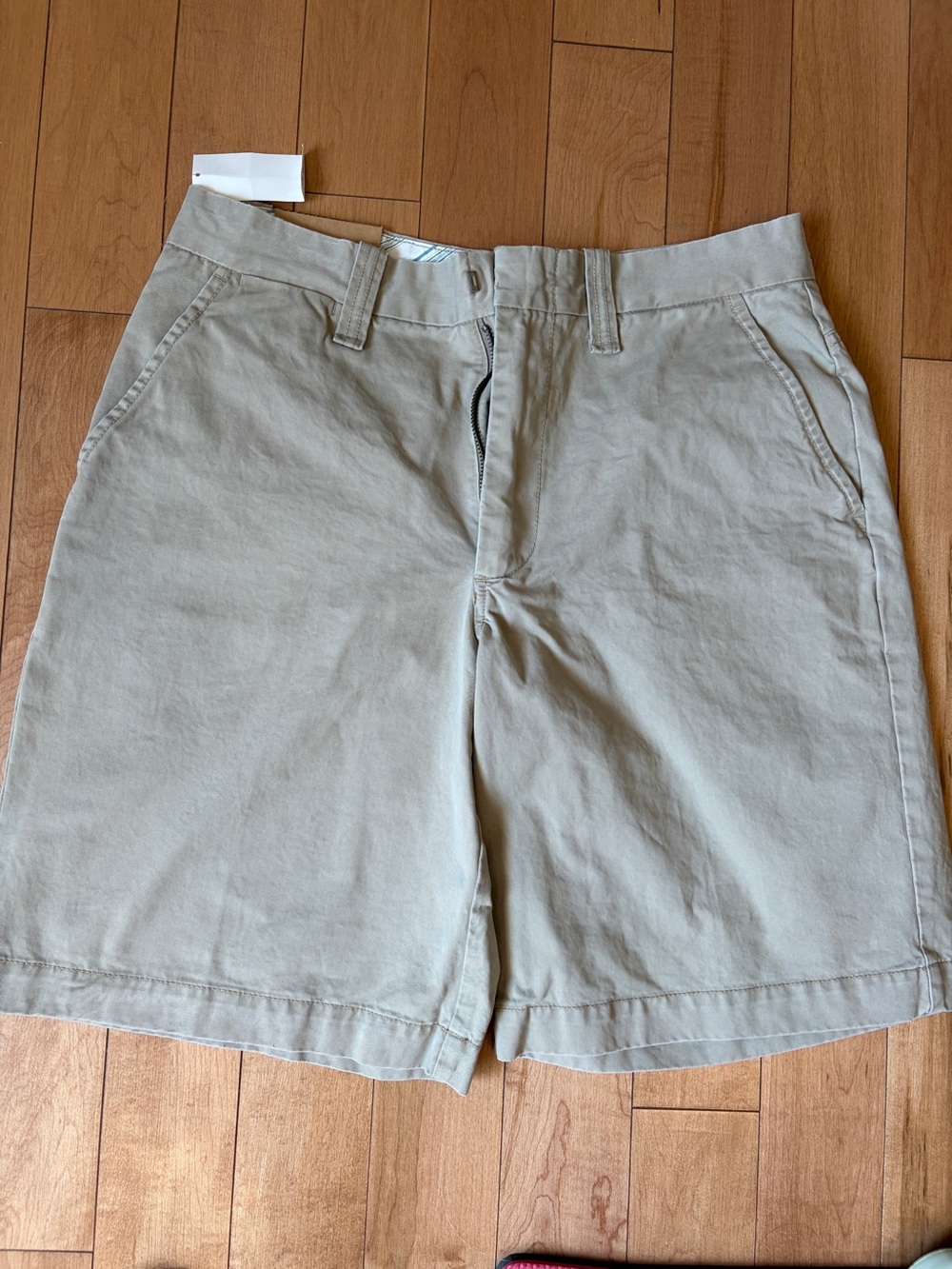 Old Navy Light Khaki Flat Front Men's Shorts loose fit